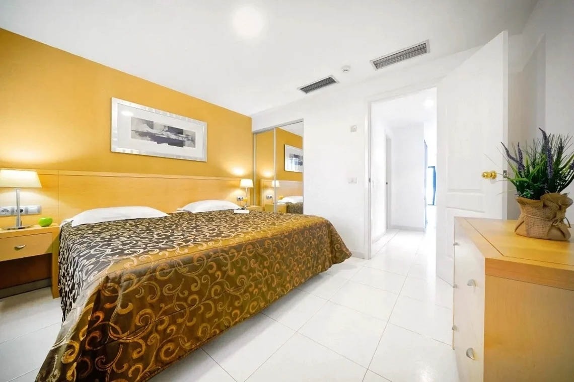 hollywood-mirage-club-1dormitorio-12def7459614d47