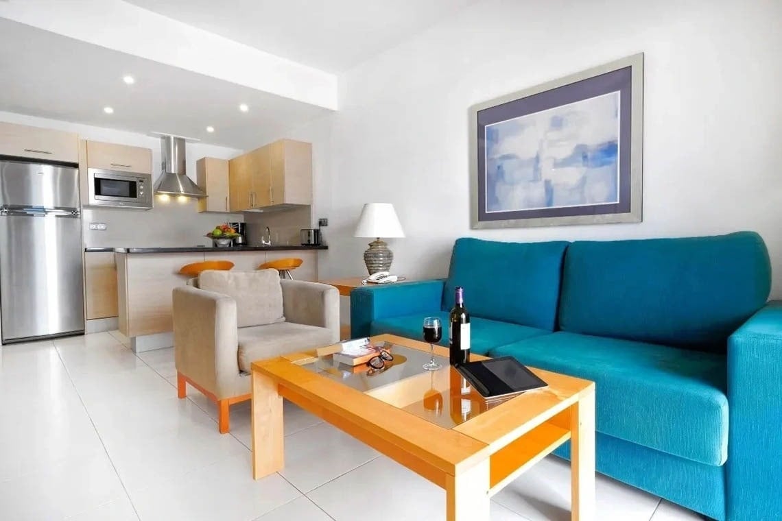 hollywood-mirage-club-1dormitorio-8ec32428f4d5969